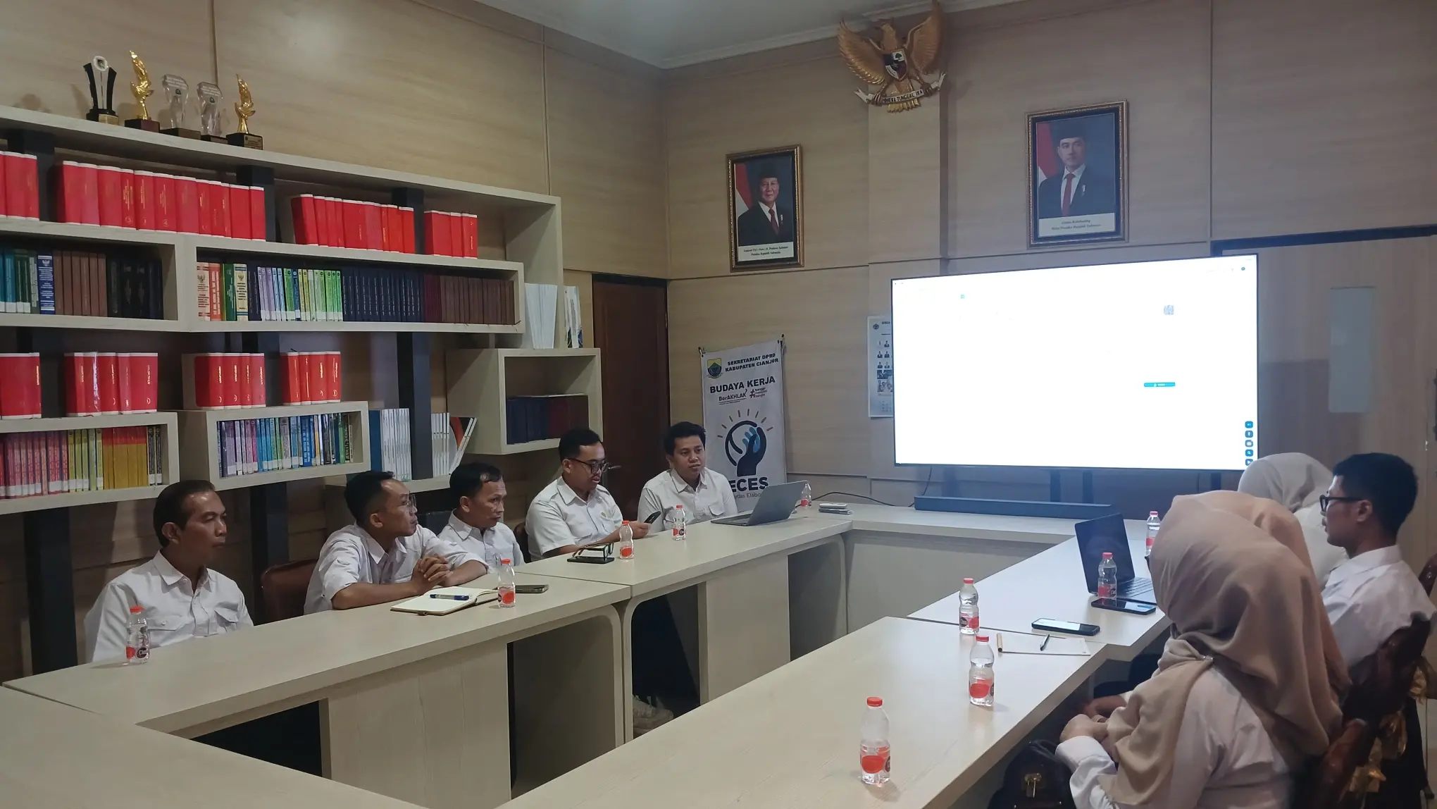Optimalisasi JDIH dan Produk Hukum: Sekretariat DPRD Sumedang Gelar Konsultasi ke DPRD Cianjur